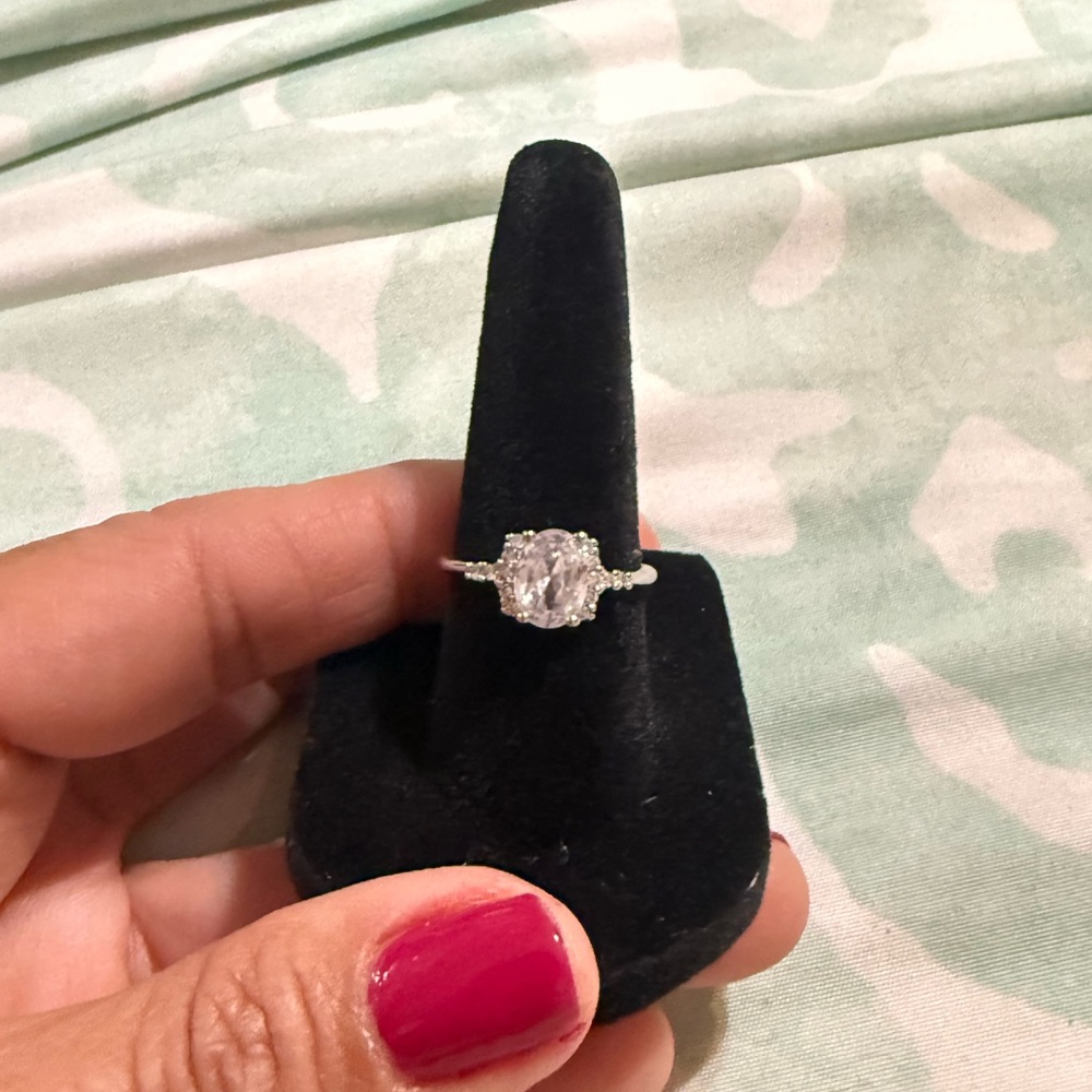 Rhinestone Silver Princess cut Ring/size 6